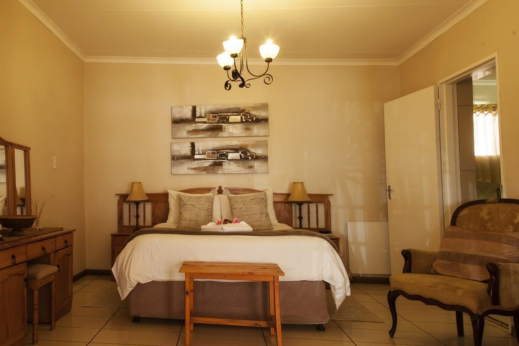 Holme Lea Manor Piet Retief Exterior foto